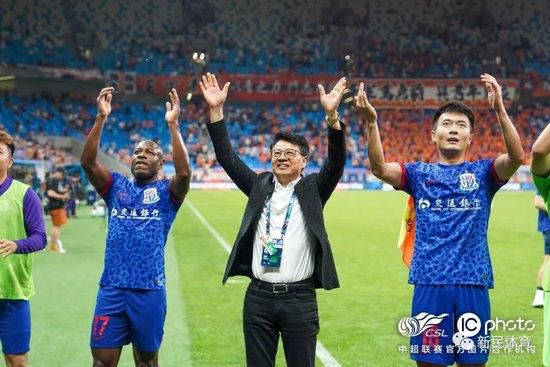 积分榜方面，热刺两连胜积33分仍第五，森林14分第16。